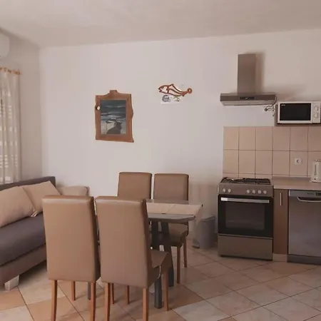 Family-friendly With Swimming Pool Povlja, Brac - 24248 아파트